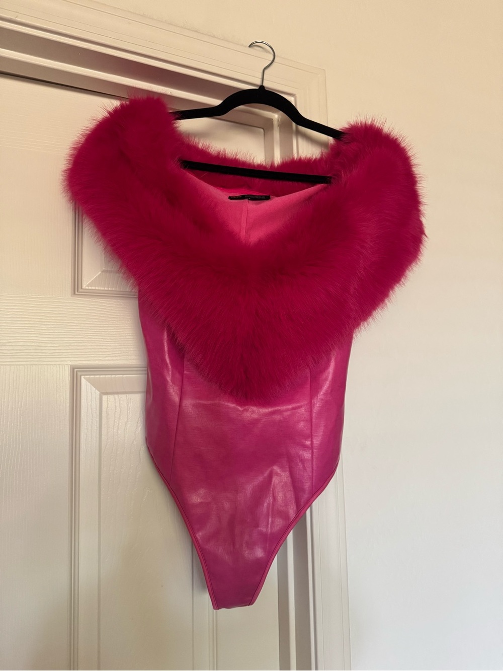 Finesse Nina Pink Fur Trim Bodysuit Size Medium Sexy Flirty Unique Bold